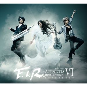 女生脱个精光让男生捅个爽
